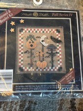 Mill Hill Cross Stitch Kit Autumn Wreath MHCB67  Extra Perforated Paper READ