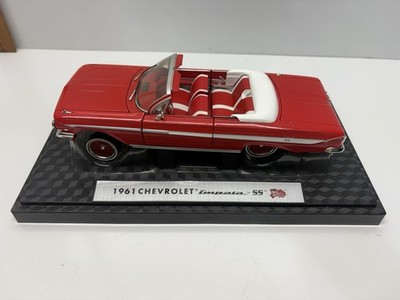 Malibu International Loc Riderz 1:24 1961 Chevrolet Impala SS Red Diecast Car