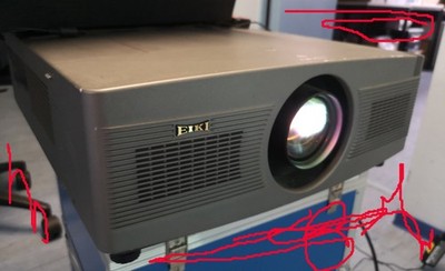 Eiki LC-WGC500 Beamer Projektor