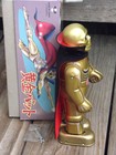 RARE ~ BILLIKEN 1995 OGON BAT “GOLDEN BAT” Wind up 8½" Tin Toy Robot ~ JAPAN  — photo 3