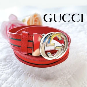 Ceinture GUCCI 90/36 en cuir rouge avec logo double G et emboîtement 3 trous