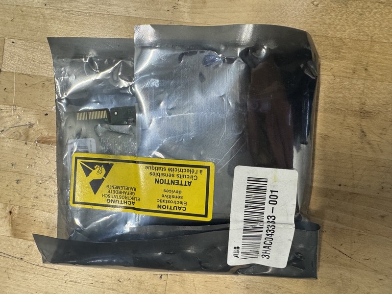  ABB DEVICENET BOARD DSQC1006 3HAC043383-001  