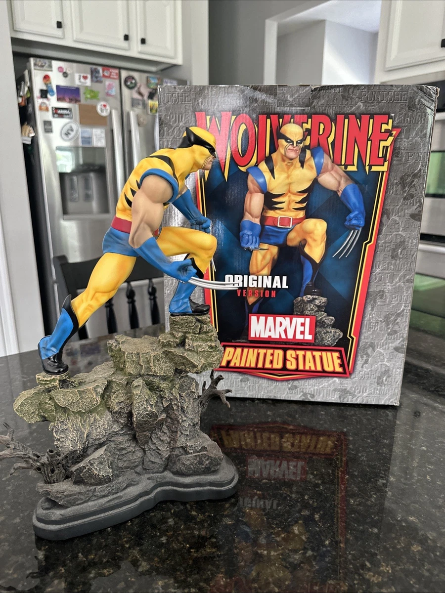 Figurine Wolverine 2002 Marvel Studios Xmen RARE action figure Statue vintage Figurine Wolverine 2002 Marvel Studios Xmen RARE action figure Statue vintage