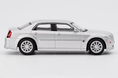 DCT 1/64 Scale Chrysler 300C SRT8 Silver Diecast Car Model Toy