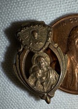 Vintage Catholic First Communion Gold Tone Religious Medal Pin