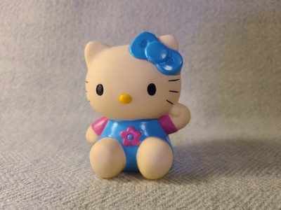 Sanrio Hello Kitty plastic toy/bottle topper