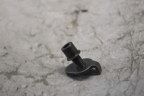 RETAINER, GEAR SHIFT FORK