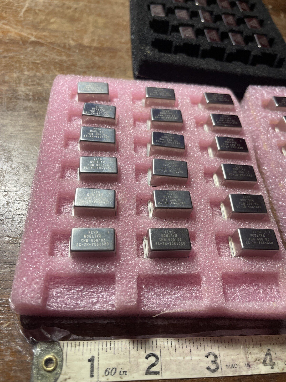 55 PCS Raltron 0634 Crystal Oscillator 20,000 MHz  ORIGINAL Computer Parts