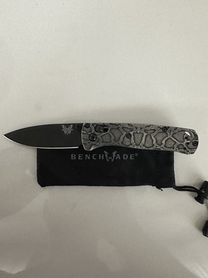 Benchmade MINI BUGOUT, Snake Scales, Axis