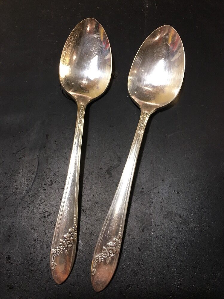 5 Oneida Community QUEEN BESS II Oval Spoons Spoon Tudor 5 Oneida Community QUEEN BESS II Oval Spoons Spoon Tudor