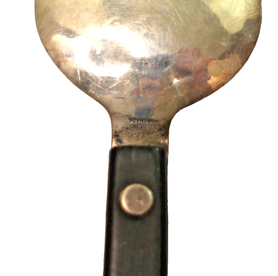 Tenedor para servir escaso Town and Country Allan Adler plata esterlina mango de ébano Foto 4 de 4