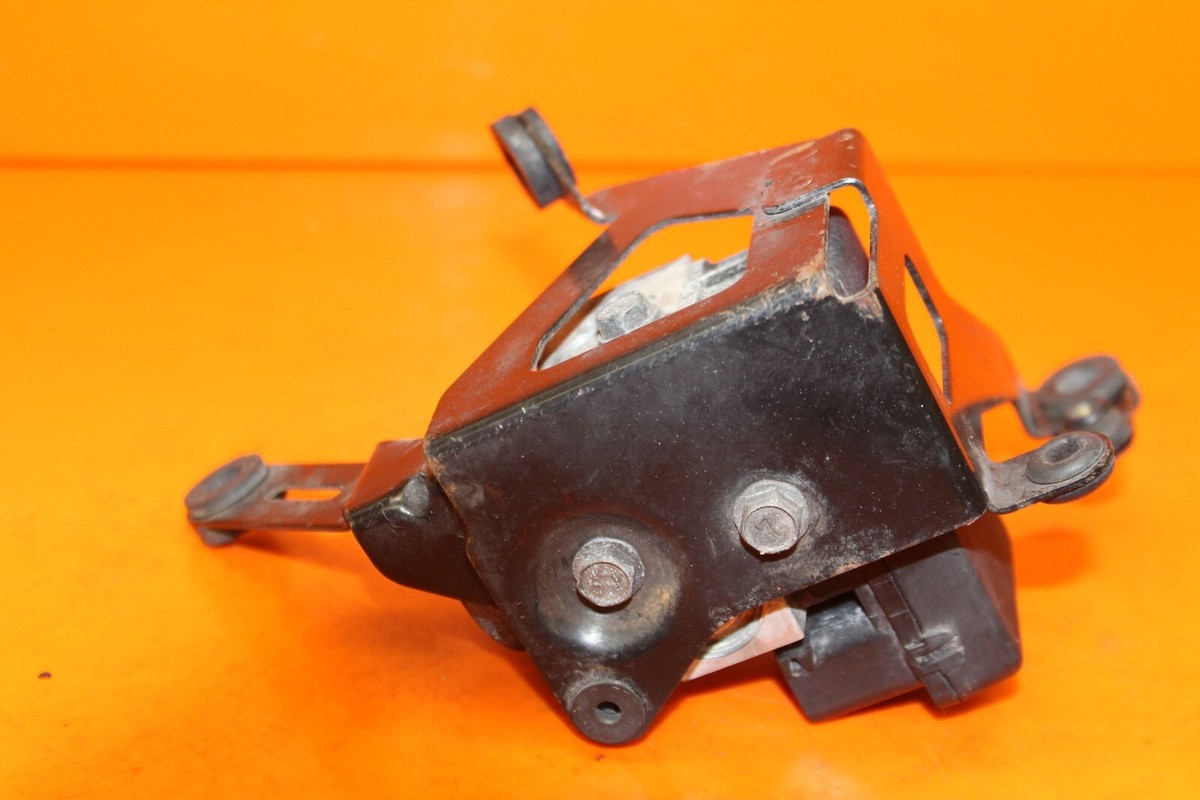 11-15 Kawasaki Ninja Zx10r ABS Pump Unit Module 16082-0058 11-15 Kawasaki Ninja Zx10r ABS Pump Unit Module 16082-0058