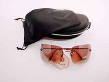 Ladies Rimless Butterfly Sunglasses With Gold Frame And Amber UV400 Lenses.