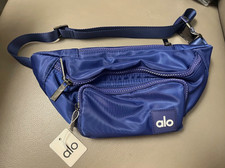 Alo Yoga Explorer Belt Bag Navy Nuevo