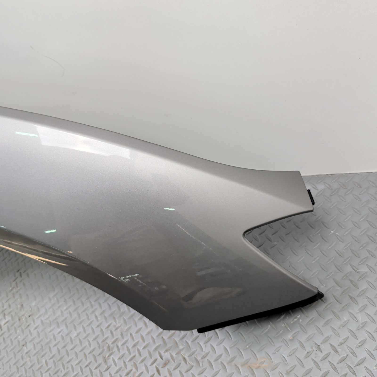 Maserati Ghibli 2014-2023 Front Right Cover panel Gray