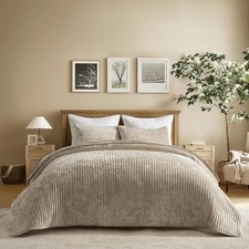 EVERGRACE Velvet Quilt Set Queen Size 90"x92" Soft Luxury Bedspread New