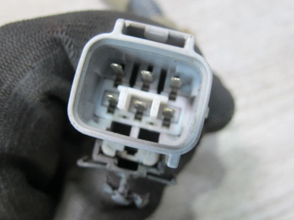 92-00 LEXUS JZZ31L SC400 SC300 ACTUADOR DE CIERRE DE PUERTA DE CONDUCTOR DELANTERO IZQUIERDO OEM Foto 4 de 4