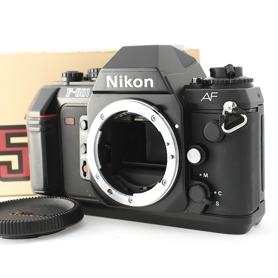 Mint+]Nikon F-501 AF SLR 35mm Film Camera Body Only with Box