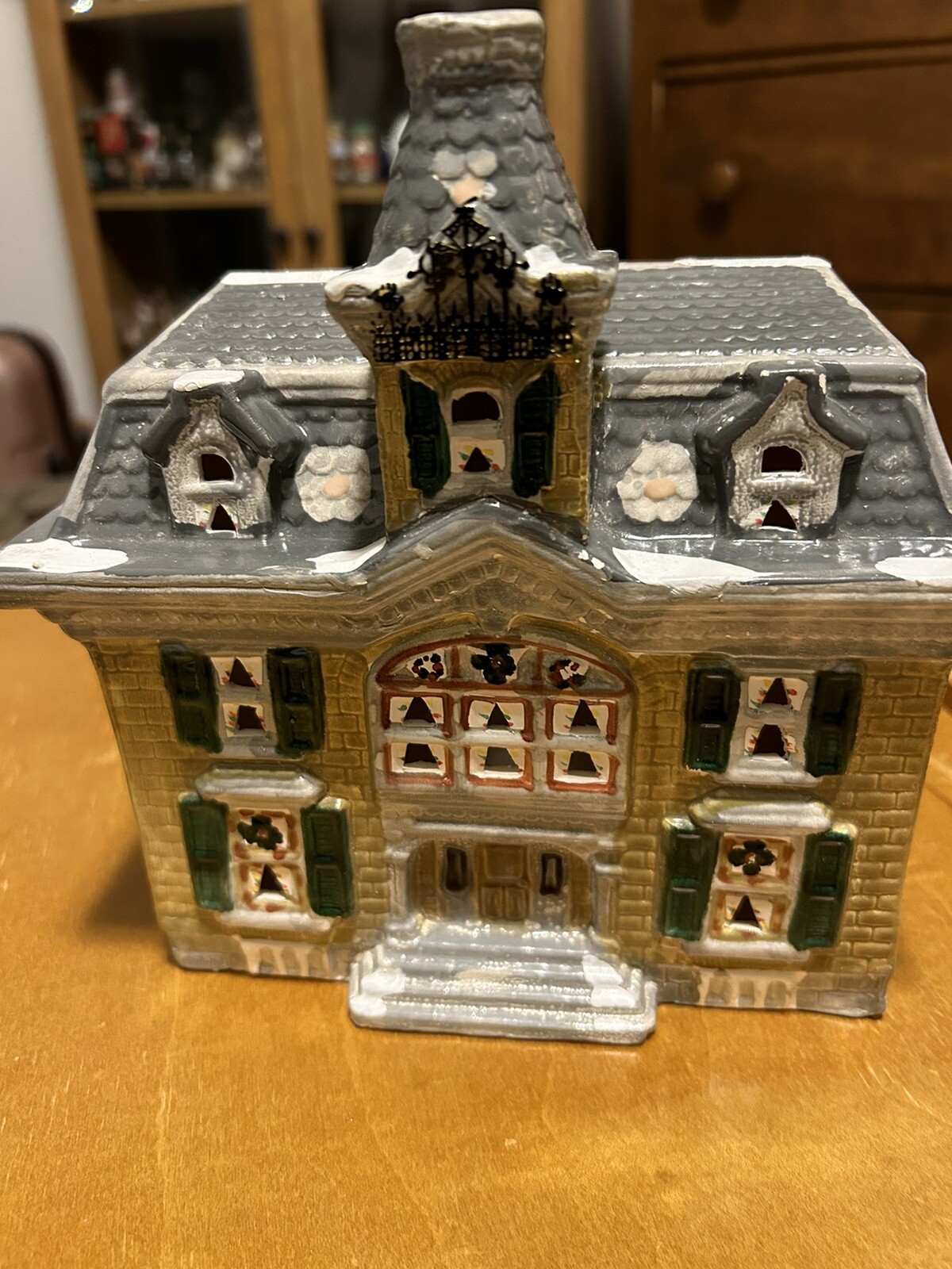 Click here to see eBay Auction