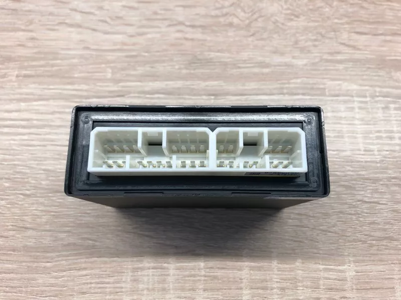 Westfalia 900001506499 Steuergerät ASTM V4 Relais E-Satz 