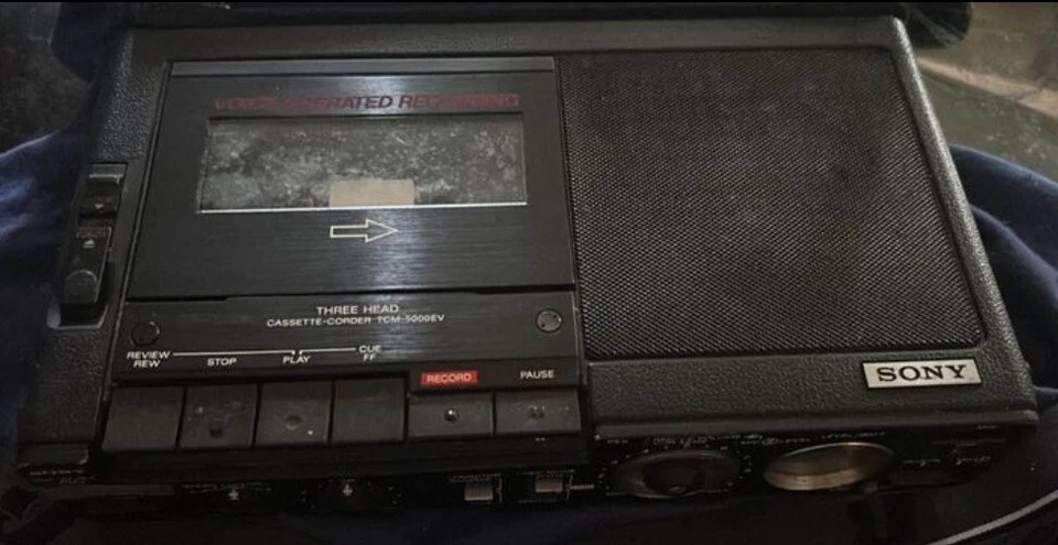 Sony TCM-5000EV Pressman Professional Portable 3-Head Cassette Recorder - Image 2 of 4