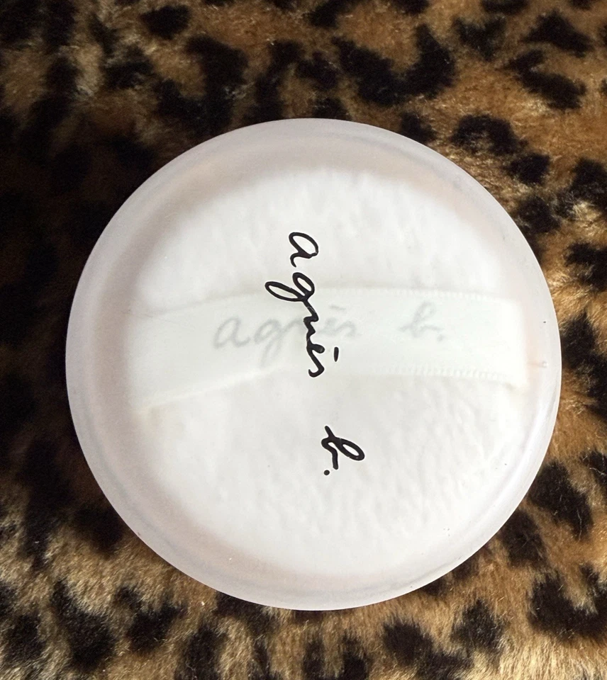 Agnes B LIBRE LUMIÈRE 403 Biege Bonne Mine Face Powder Translucent Discontinued - Image 2 of 4