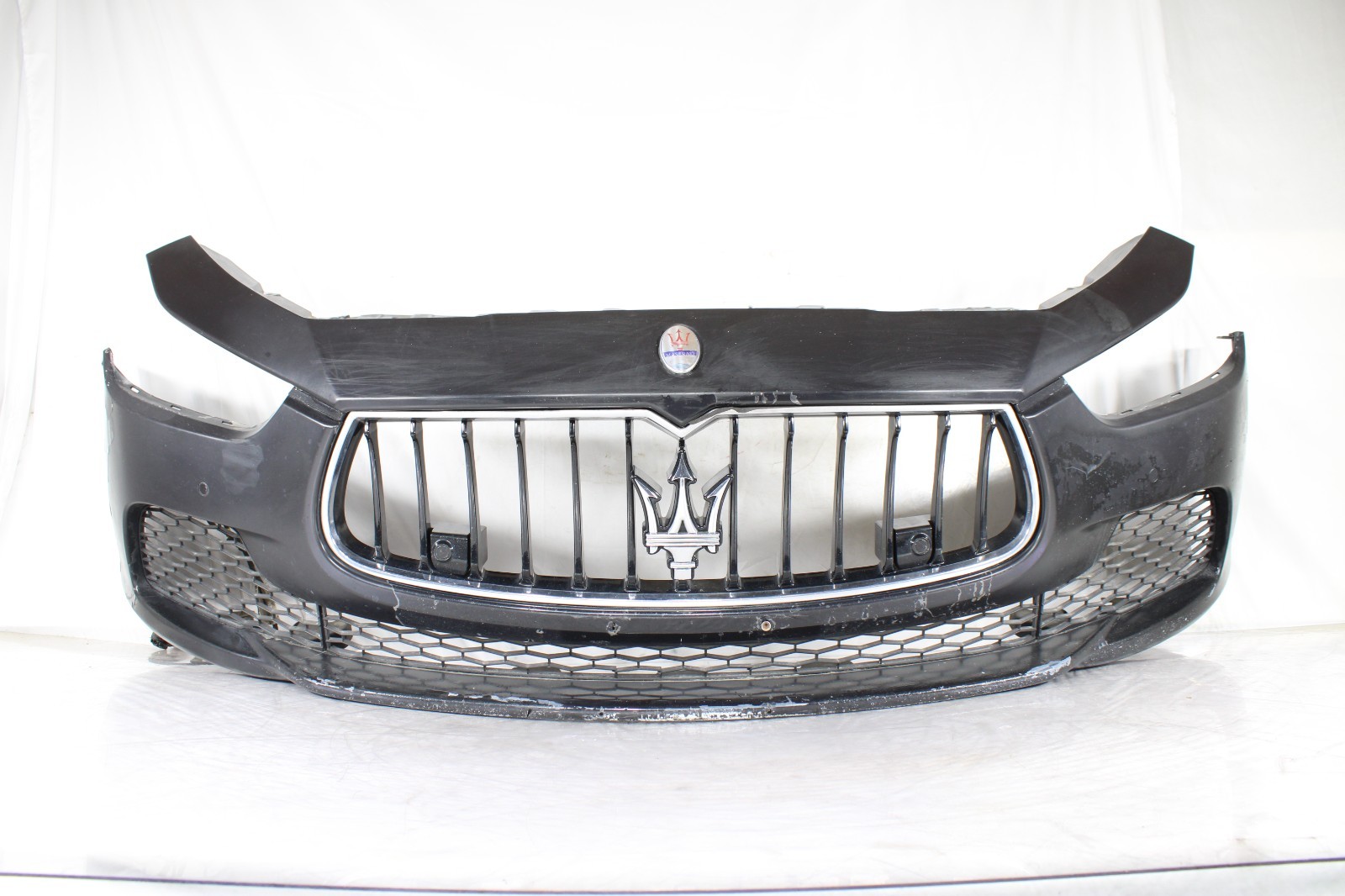 🚀 14-17 Maserati Ghibli Front Bumper Cover Complete W/Grills & Sensor Black OEM