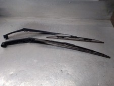 98301B2000 WISCHARM SCHEIBENREINIGUNG VORN RECHTS / 4723775 FÜR KIA SOUL   1.6