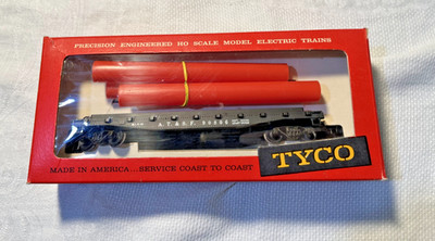 Tyco HO Scale Santa Fe Skid Flat Car ATSF 90806 w/Pipe Loads T331E Vintage 1960s