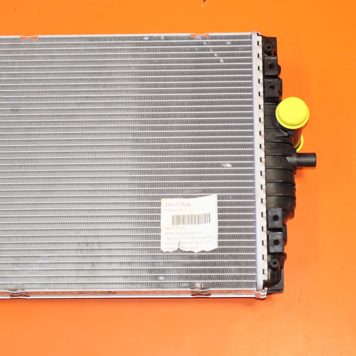 Lamborghini Huracan 2017-2020 LEFT Radiator P/N 4S0121252B