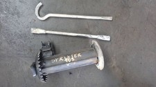 Mercedes-Benz Sprinter W901 W902 W903 W904 2002 Satz Wagenheber CHA20917 Mercedes-Benz Sprinter W901 W902 W903 W904 2002 Satz Wagenheber CHA20917