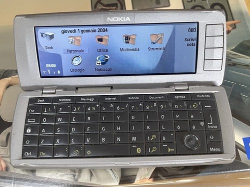 Nokia 9500 Communicator CD Charger Accessory Box - Picture 7 of 22