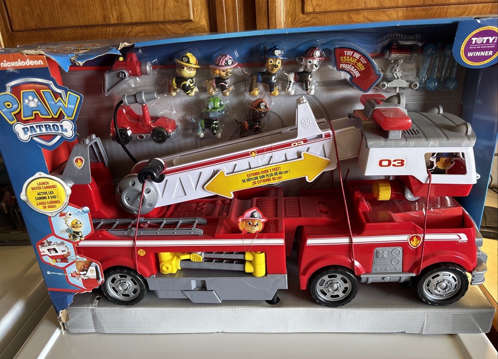 New Paw Patrol Ultimate Rescue Fire Truck w 6 Pups And More!