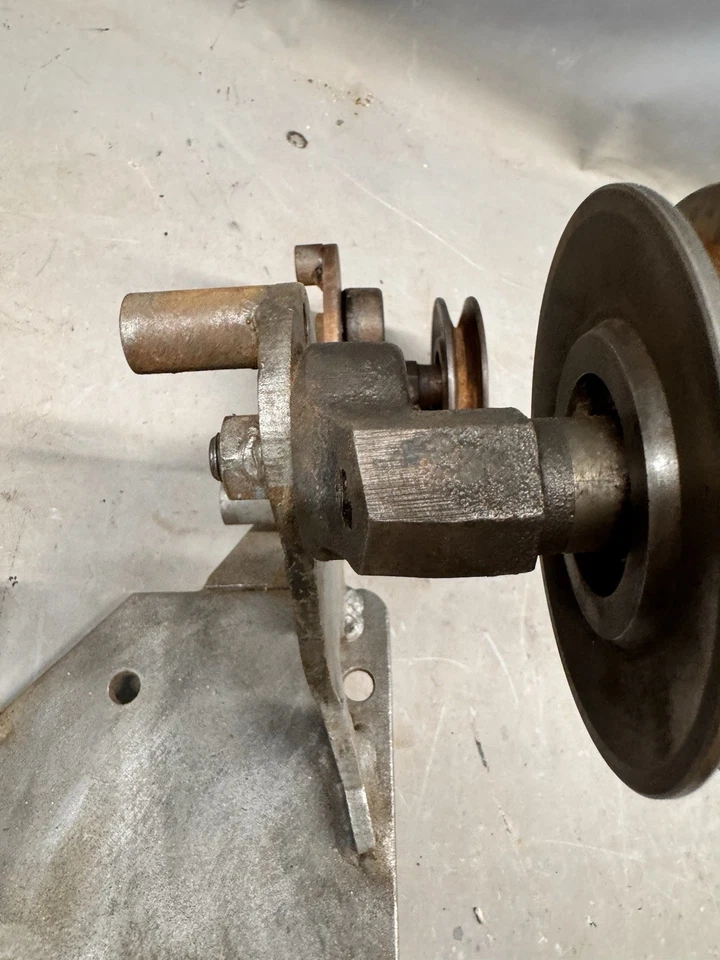 1964-1970 Ford Mustang Fairlane A/C Compressor Mounting Bracket Air Conditioning - Image 4 of 4