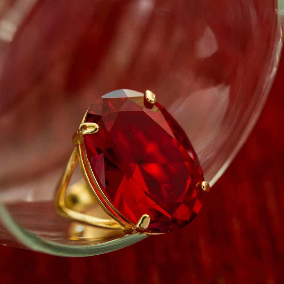 Anillo de cóctel rojo para mujer con piedras preciosas de circonita cúbica ovalada, joyería de moda Foto 2 de 4