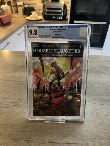 House of Slaughter #1 (2021). CGC 9.8. Tiny Onion Club Edition B Ortiz Variant.