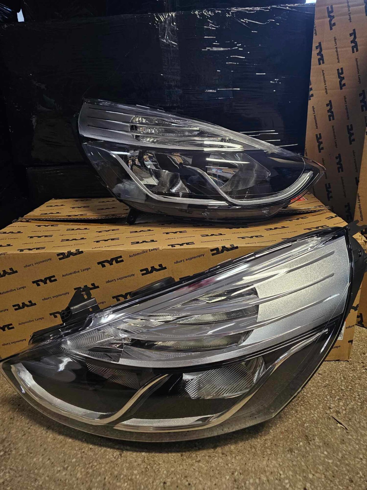 Phare avant gauche et droit pour Clio 4 GT réglage électrique pour réparer vos optiques