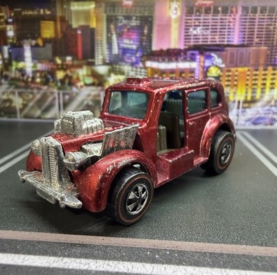 Hot Wheels Redline 1971 Cockney Cab Spectraflame Red, HK Version