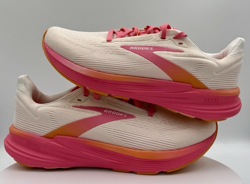 Brooks Revel 8 Women’s 9.5 White Pink Tangerine Running Shoes 120456 1B 117 New