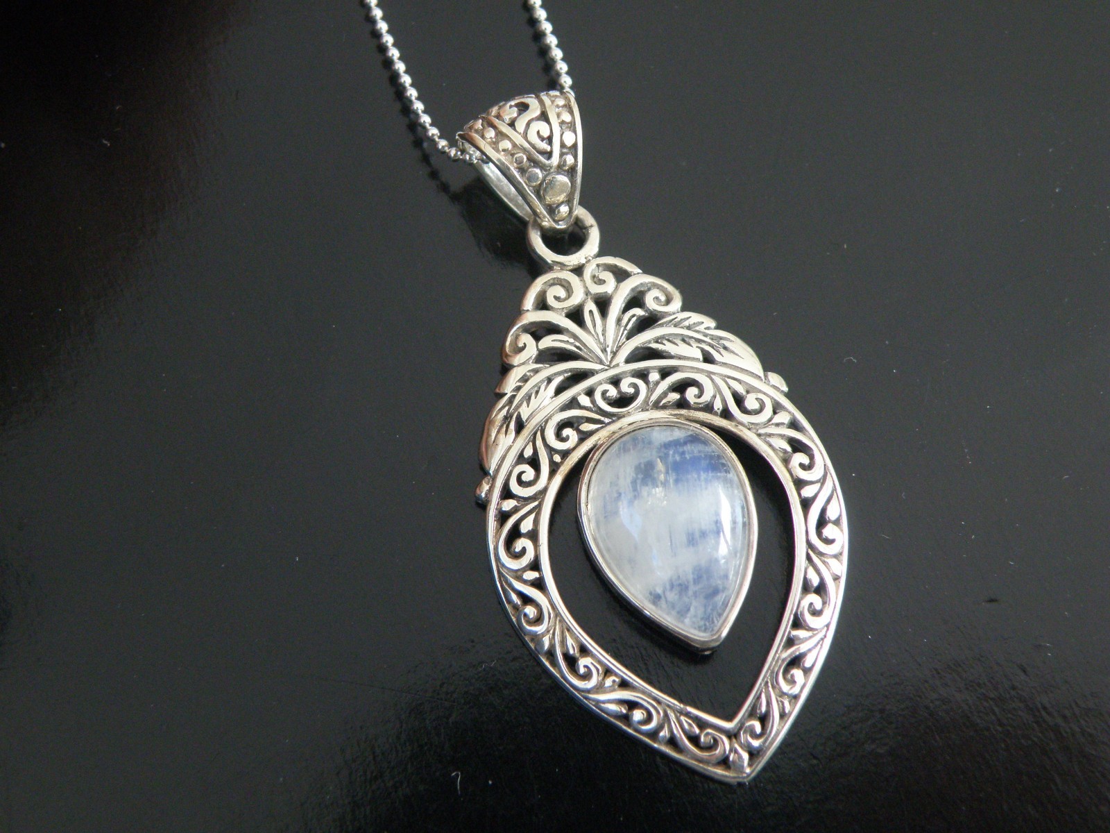 Vintage Sterling Silver 925 Large Rainbow Moonstone Pendant Necklace 20