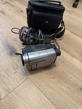 Sony DCR-TRV280 Handycam Camcorder Hi8 Digital8 Tested w Battery AC Case