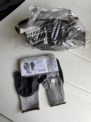 NEW Radians (12 Pairs) RWG555M MEDIUM Cut Protection Level A4 Nitrile Work Glove