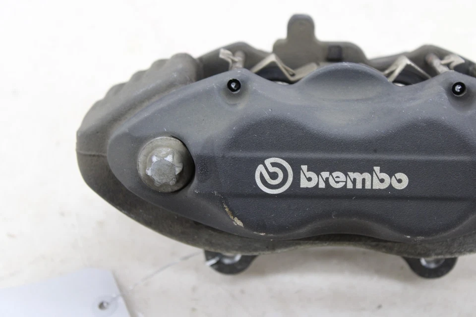 Оригинальный суппорт переднего правого тормоза Brembo для Dodge Charger 2011–2020 годов выпуска MS81 - Изображение 2 из 4