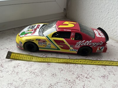 NASCAR . Terry Labonte . #5 . Kellogg s . Maßstab 1:18 . Ertl
