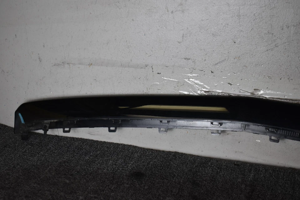 Mercedes Benz AMG GT53 2019-2021 base alerón moldura fabricante original Foto 2 de 4