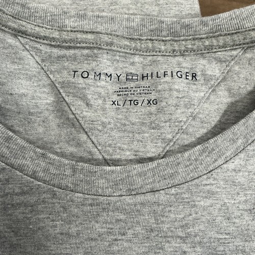 Tommy Hilfiger Gray Flag Tshirt Logo Mens Short Sleeve Size XL 100% Cotton - Picture 9 of 9