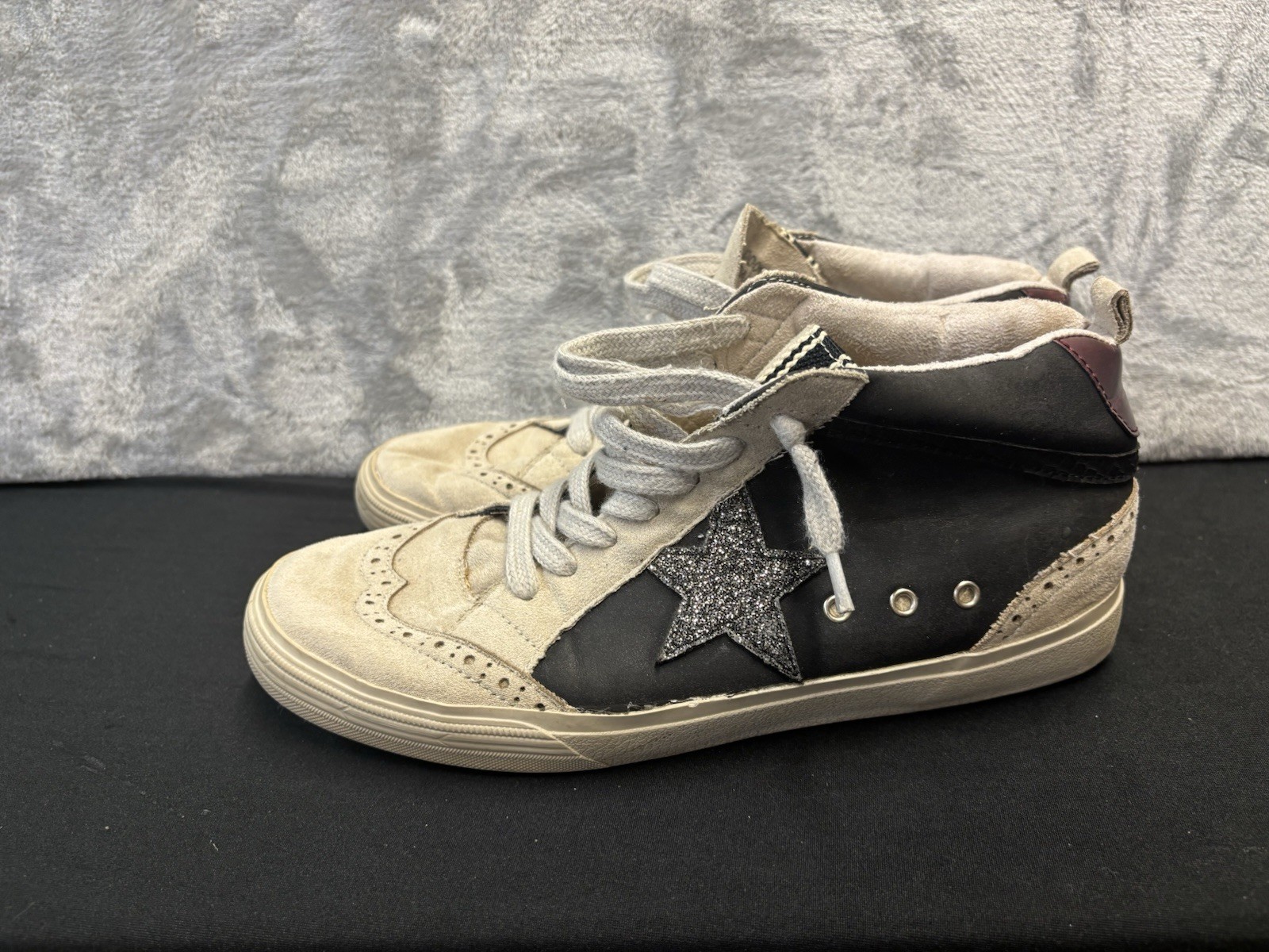 Shu Shop Women's Paulina Sneakers Size 10 Black Suede Lace Up Good Condition