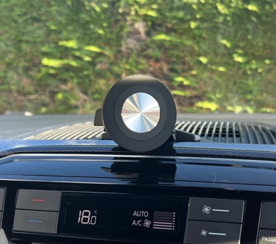 LIGHTHOUSE3D MagSafe compatible Phone Holder for Volkswagen UP Seat Mii Skoda Citigo 2017+