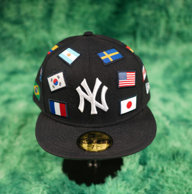 DS RARE New Era Cap New York Yankees 59Fifty World Flags All Over Fitted Hat