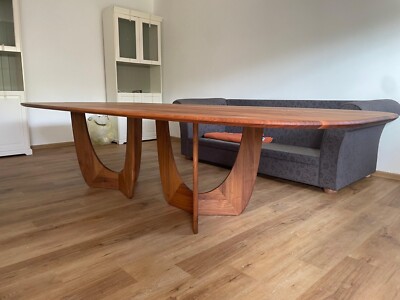 Moin,  heute Biete ich hier den Cala Tisch von More Design aus Hamburg Deutschla